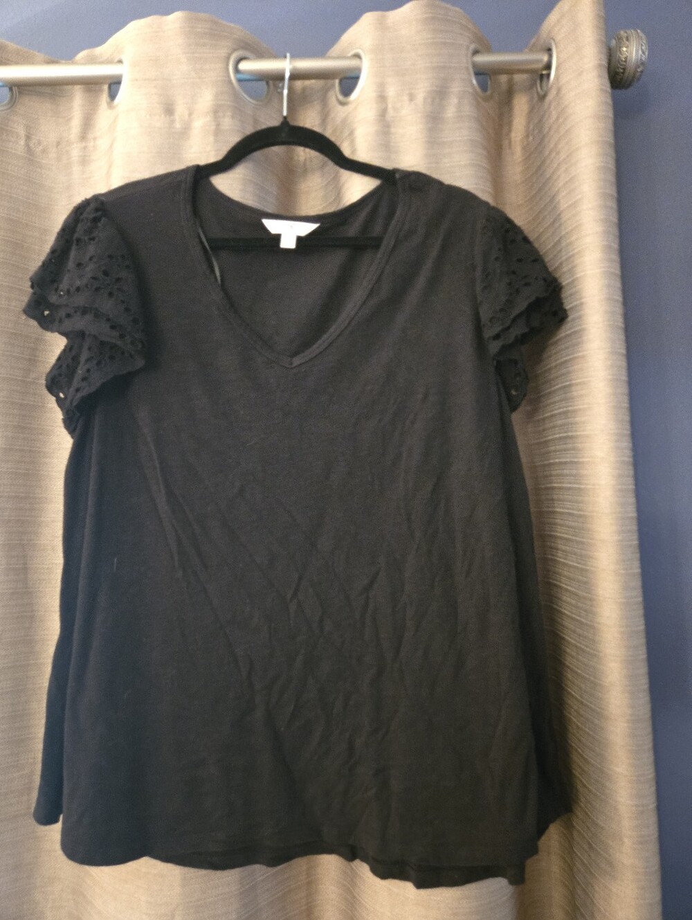 Terra & Sky Black Eyelet Sleeve Short Sleeve Tee